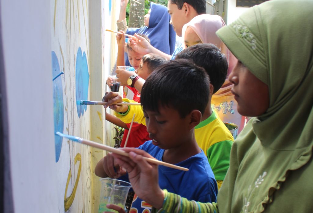 Serukan Hak Anak Lewat Mural