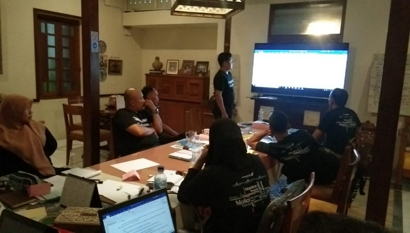 Pelatihan Fasilitator Masyarakat untuk Community Relation CSR Donggi Senoro-LNG