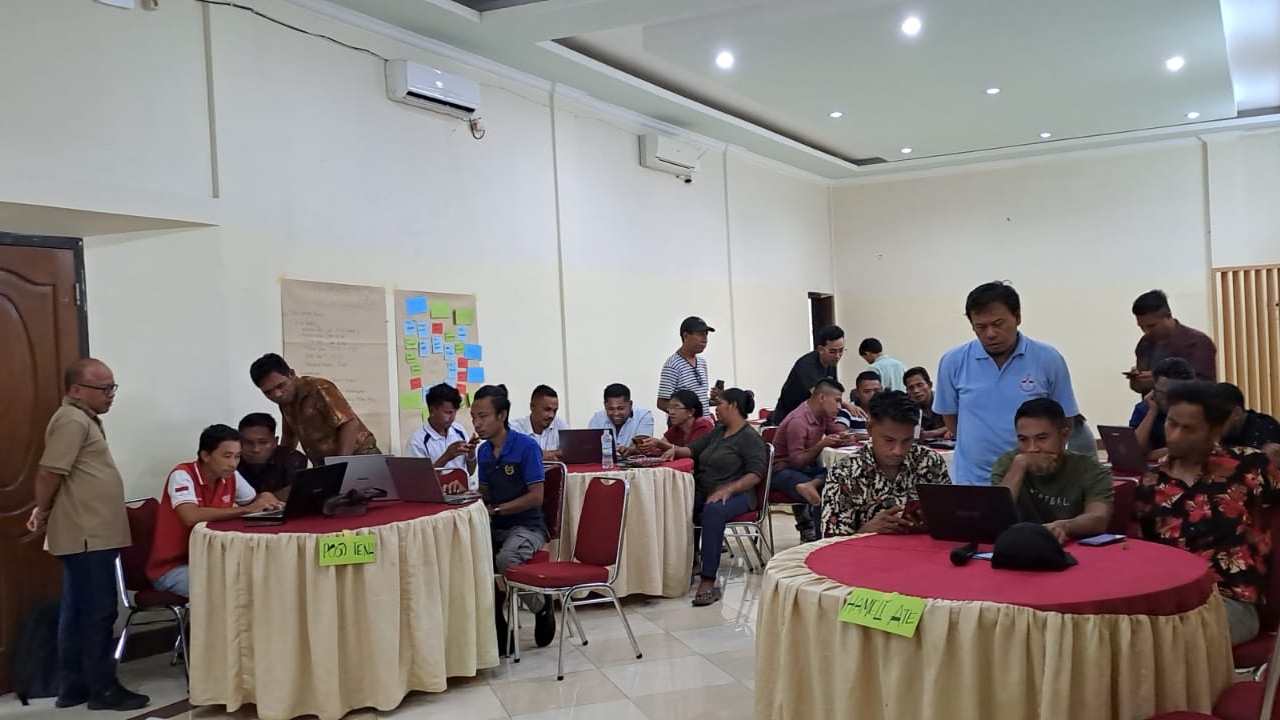 Pelatihan dan Pengembangan Sistem Informasi Desa di Kabupaten Sumba Barat Daya